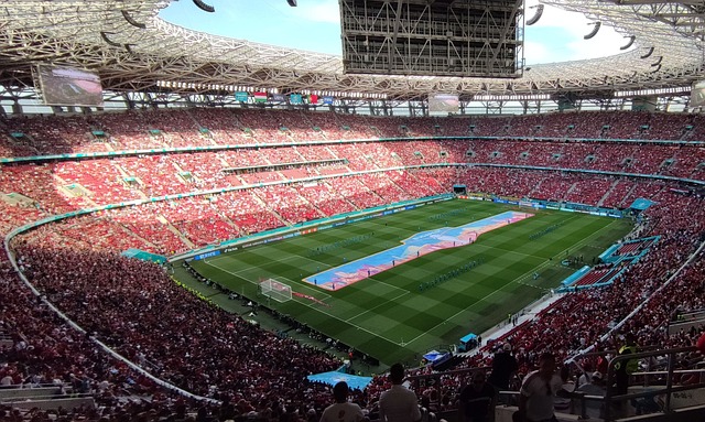 而加泰罗尼 而加泰罗尼