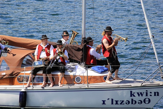 仅需承担其 仅需承担其